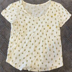 White t shirt with cactus print